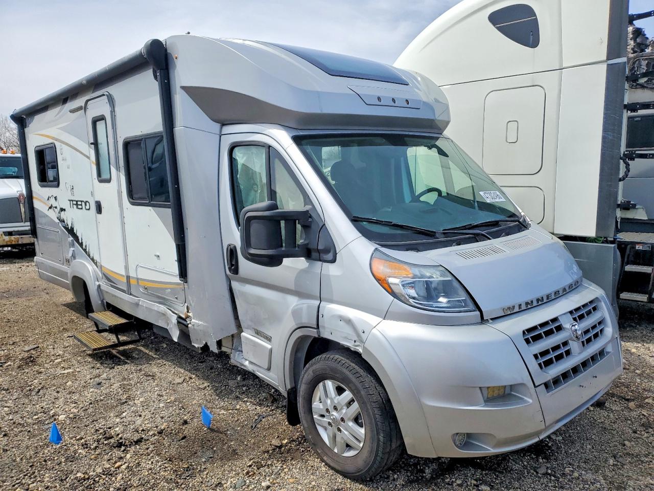 Salvage Winnebago Promaster Image