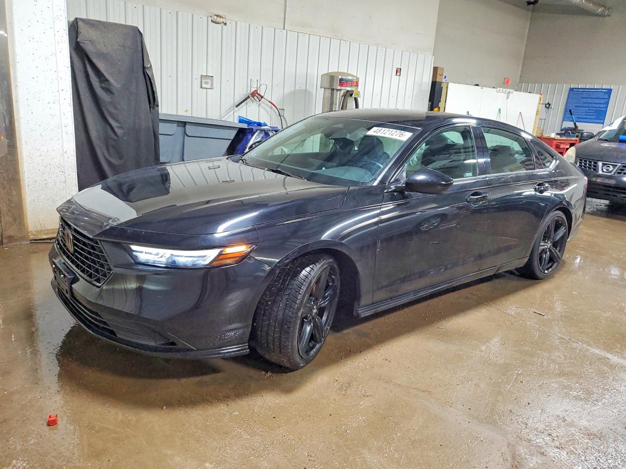 Salvage Honda Accord Image