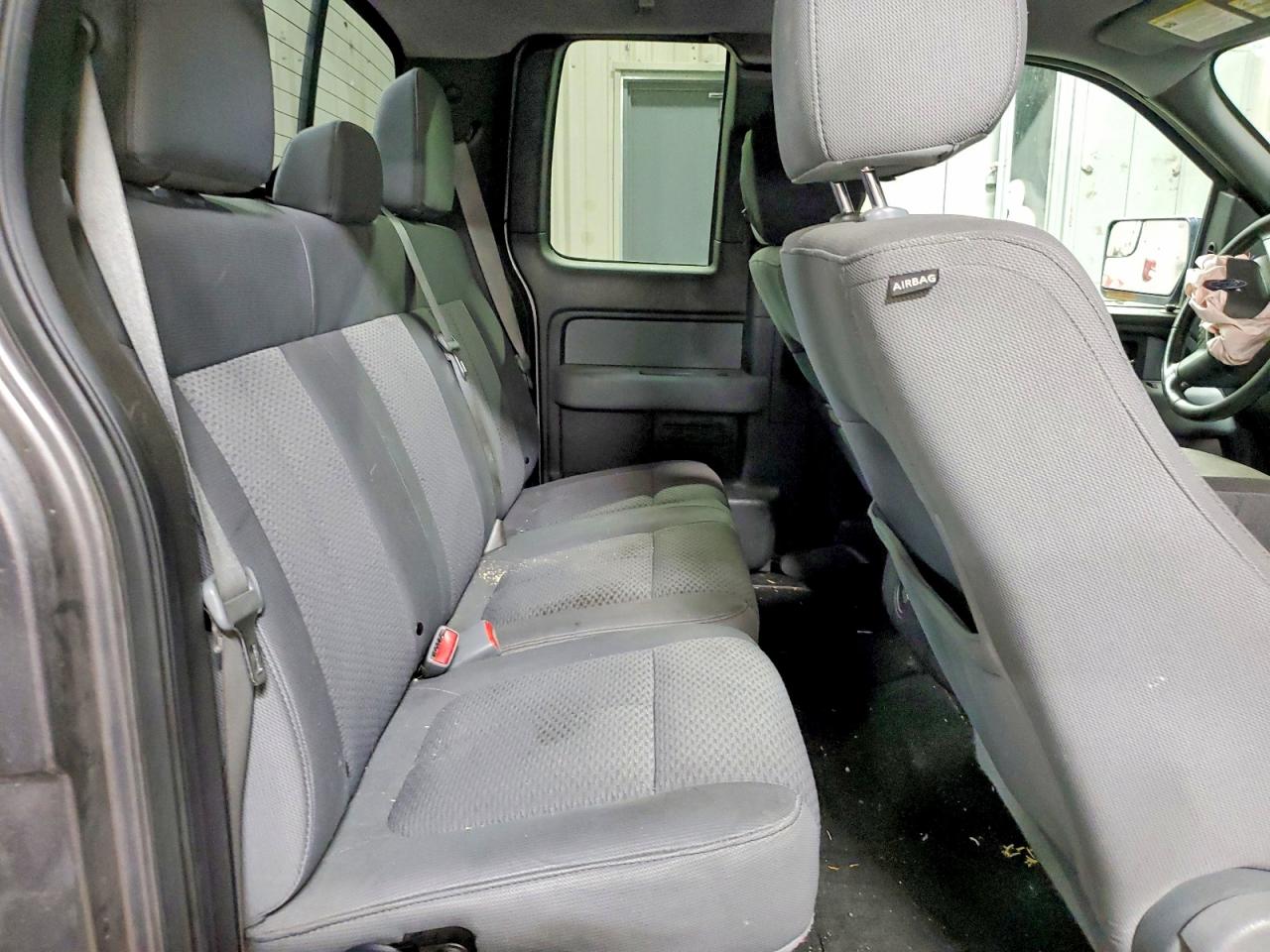 Ford F-150 Super Cab