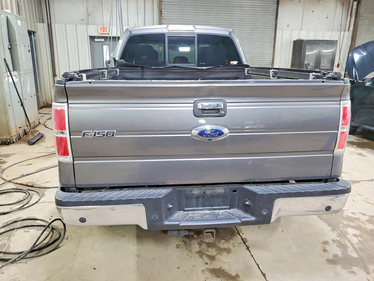 Ford F-150 Super Cab