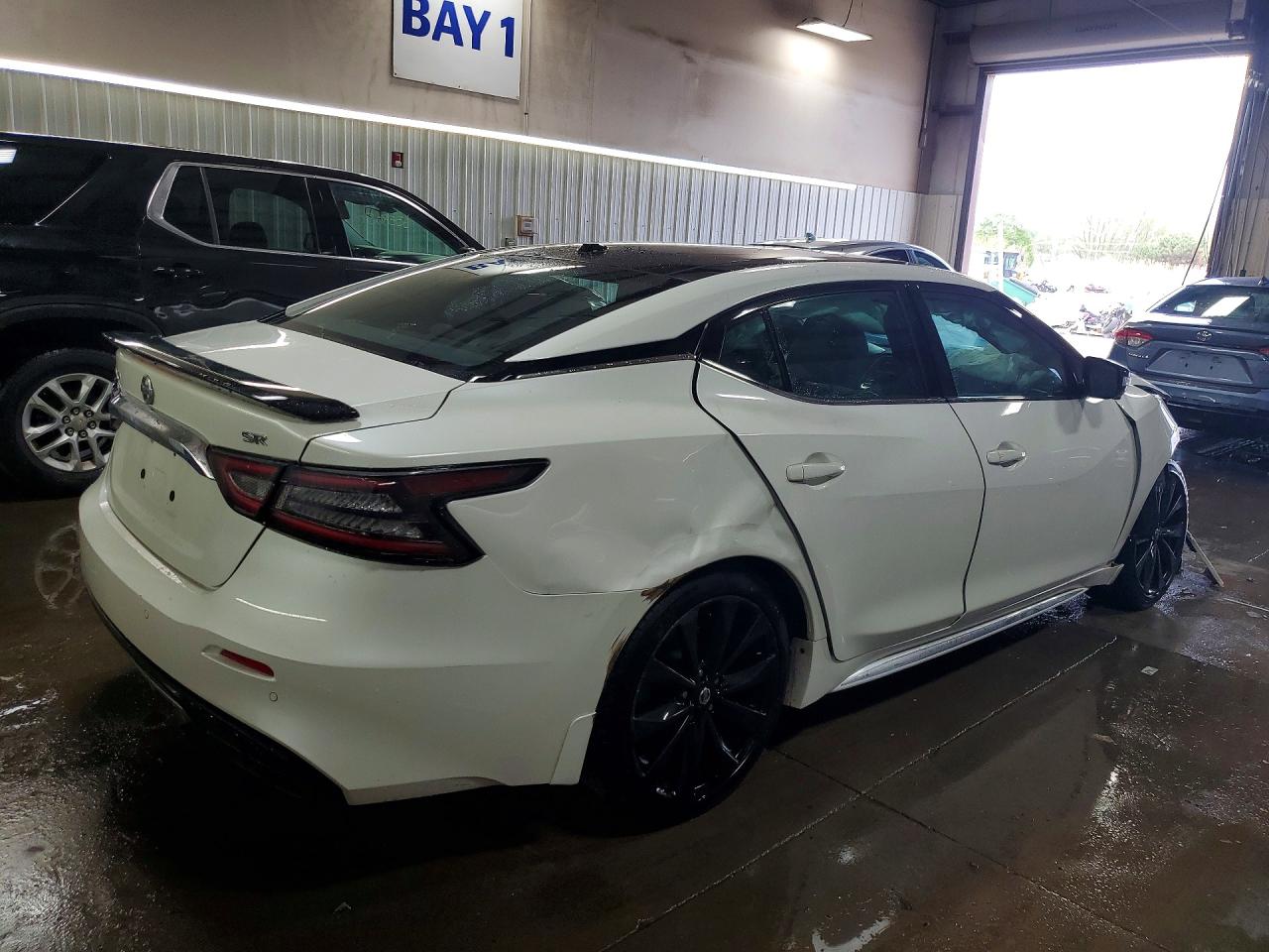 Nissan Maxima Sr