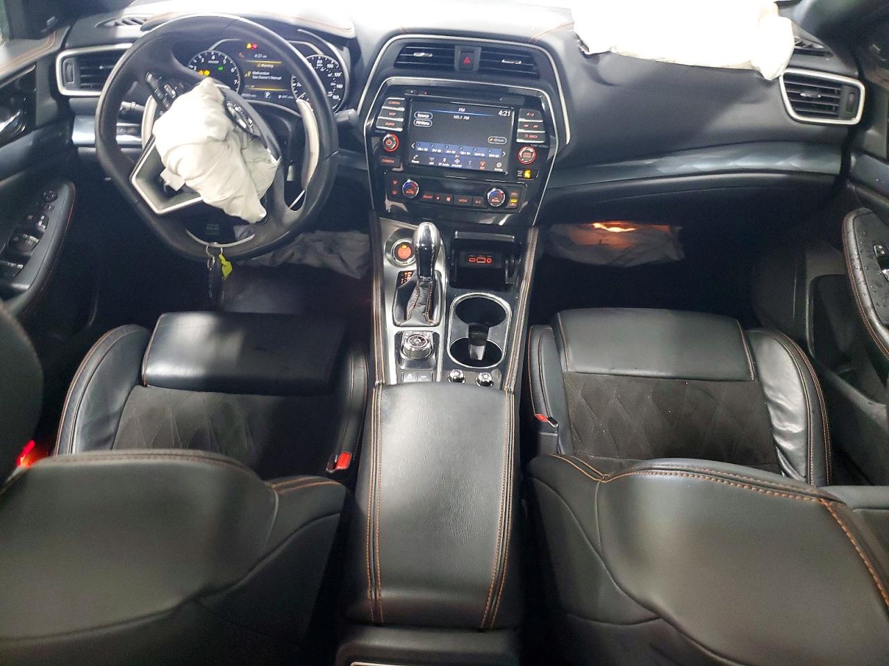 Nissan Maxima Sr