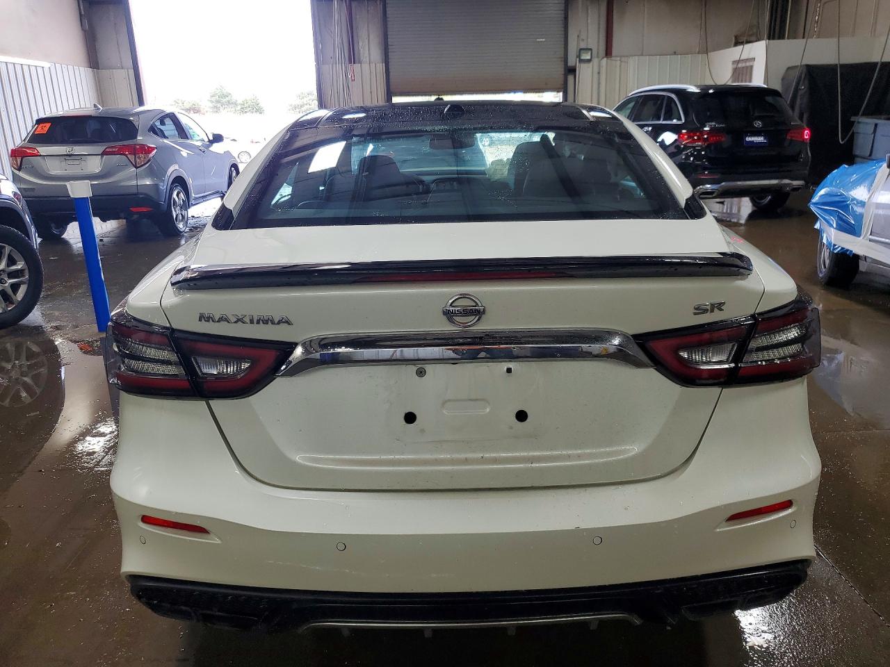 Nissan Maxima Sr