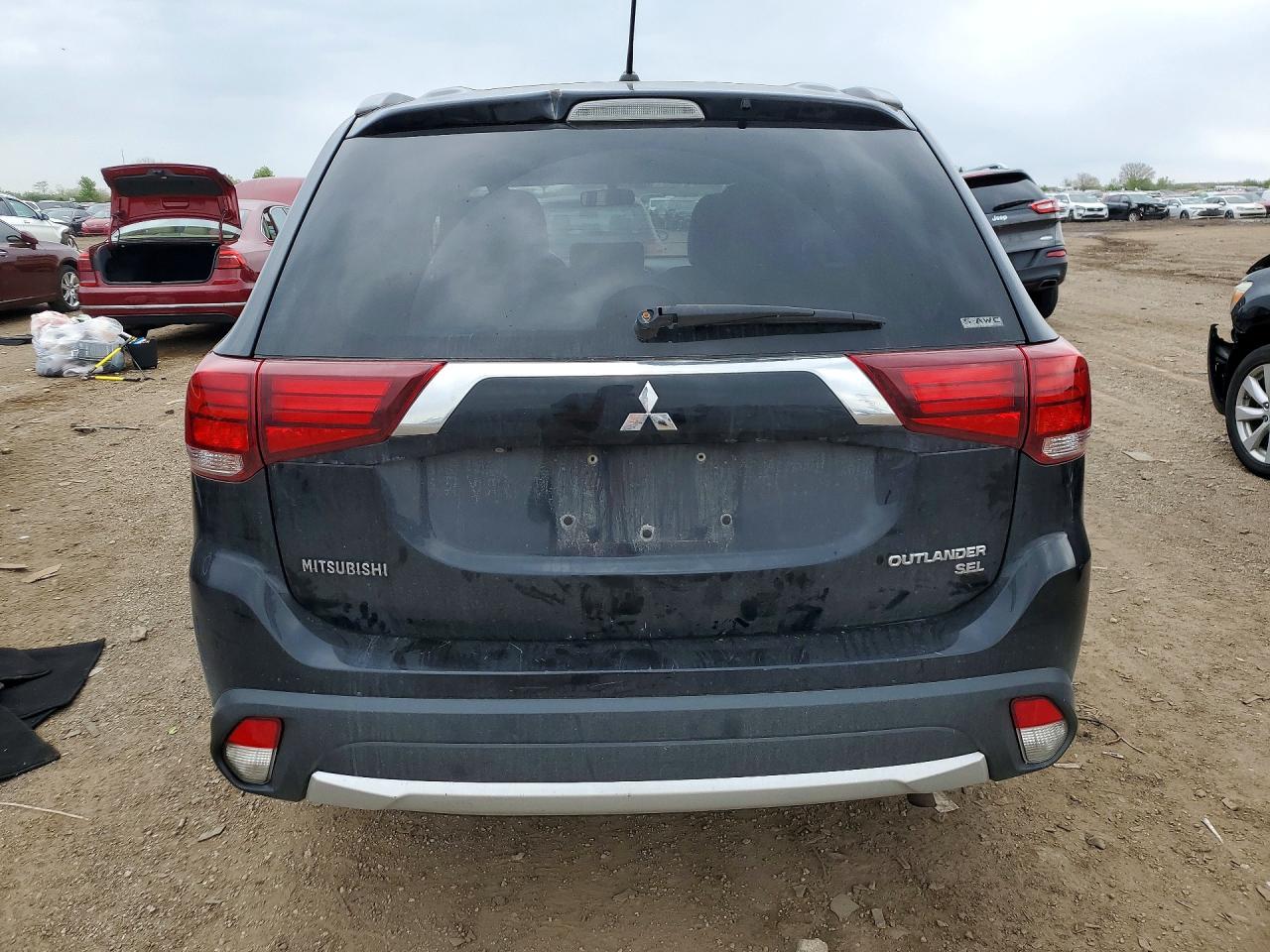Mitsubishi Outlander Se