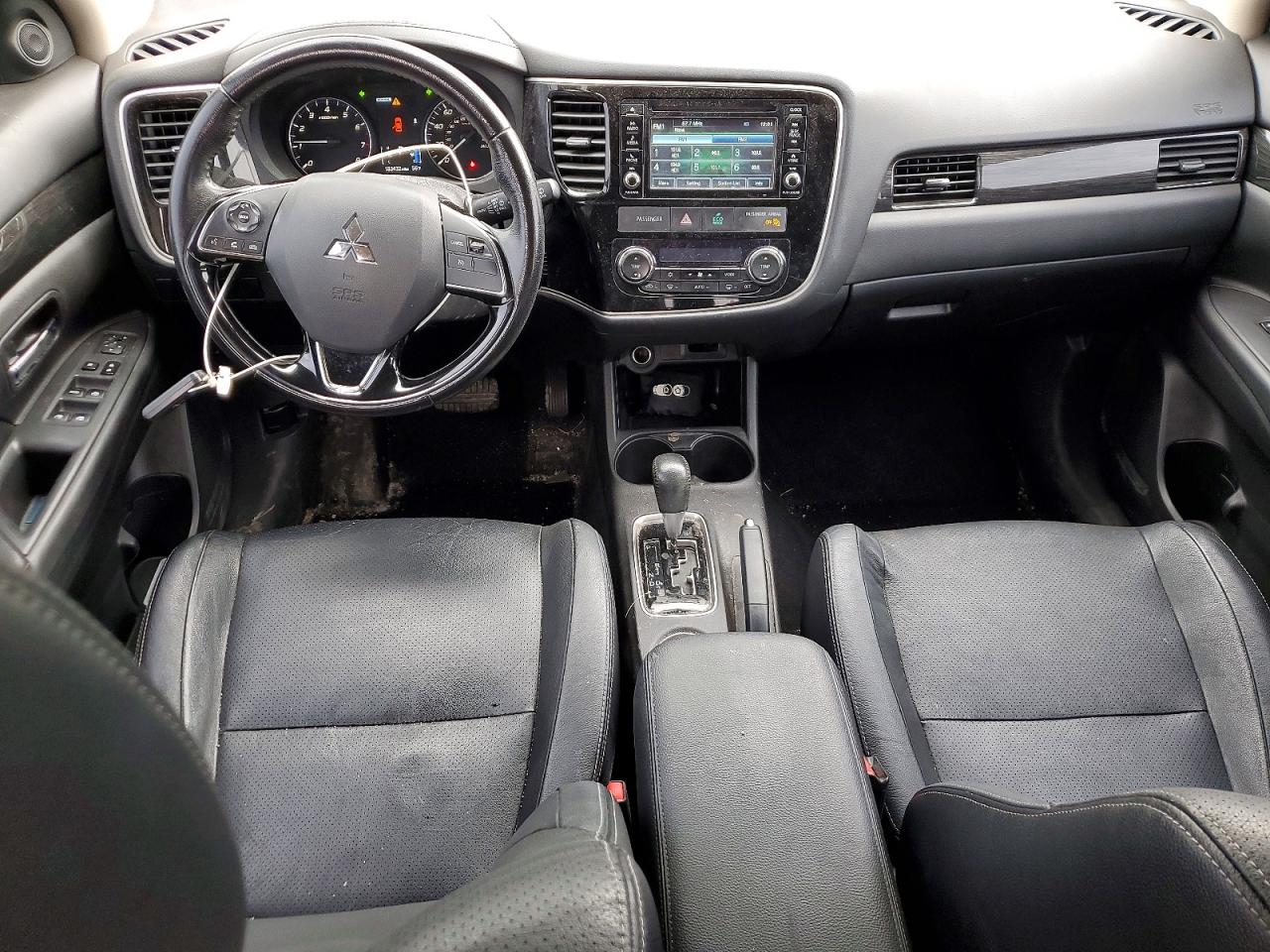 Mitsubishi Outlander Se