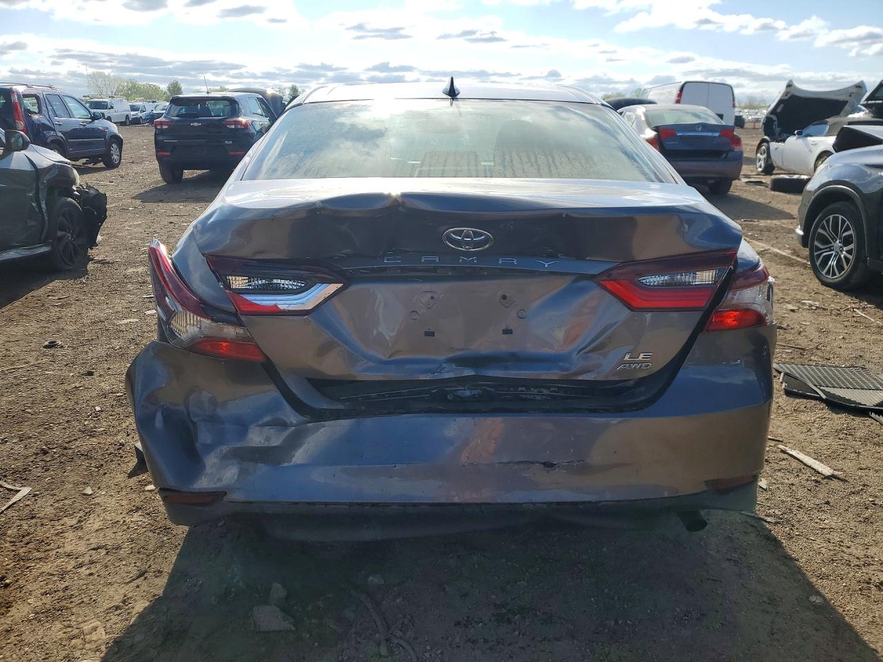 Toyota Camry Le