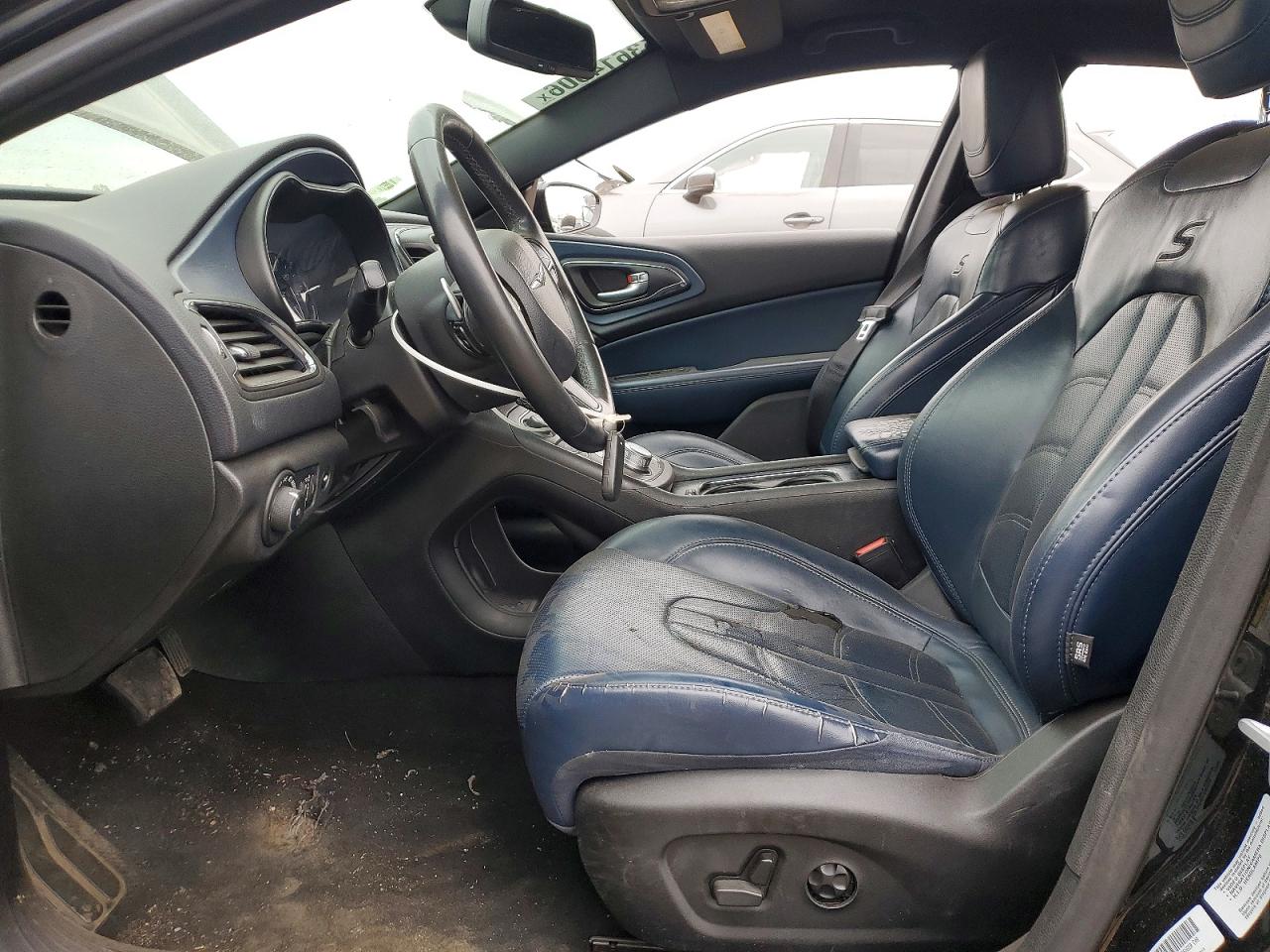 Chrysler 200 S