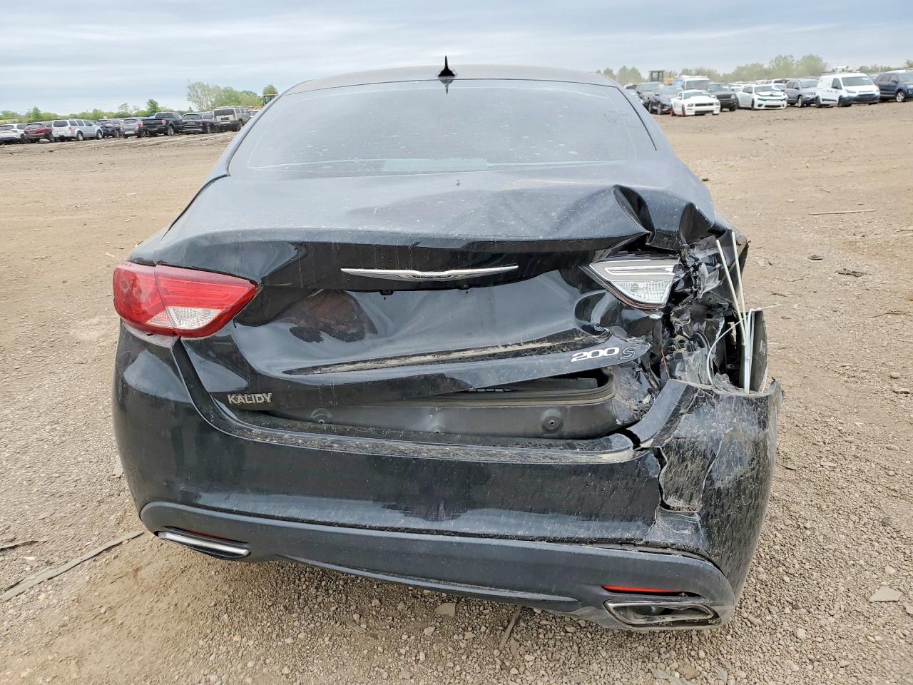 Chrysler 200 S