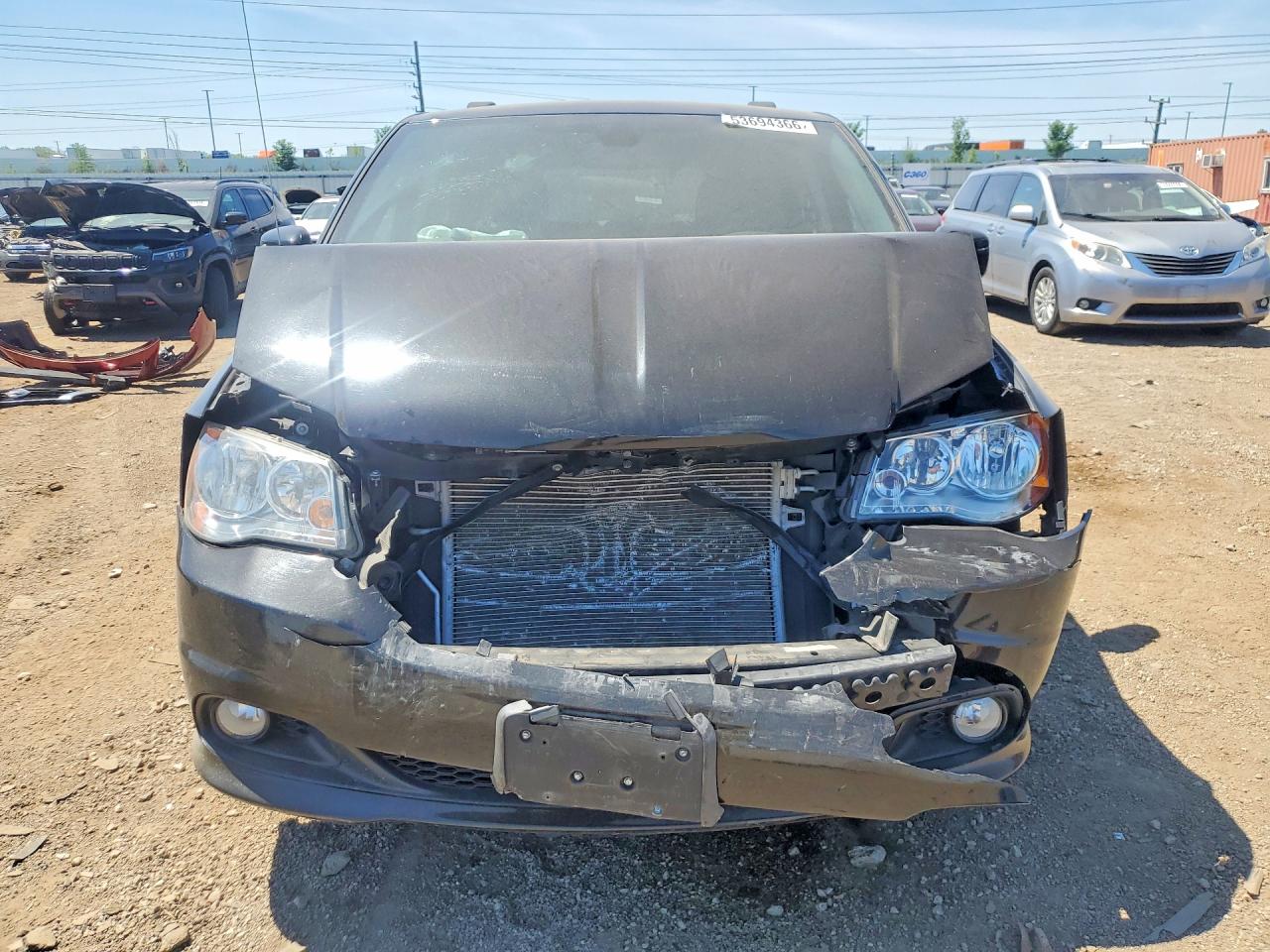 Dodge Caravan Sxt
