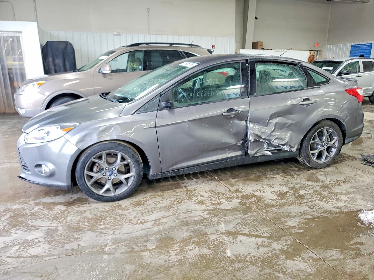 Salvage Ford Focus Image