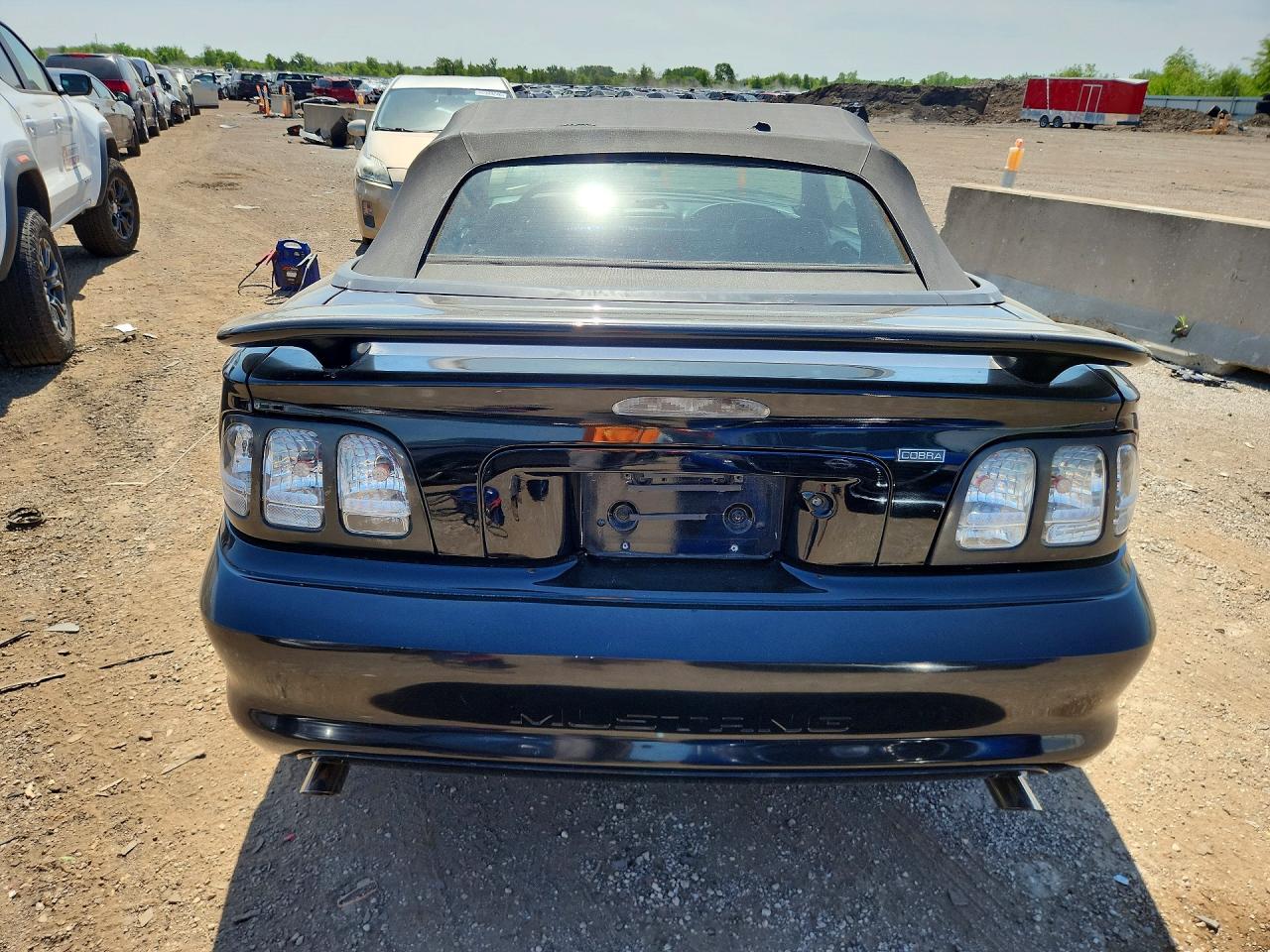 Ford Mustang Base