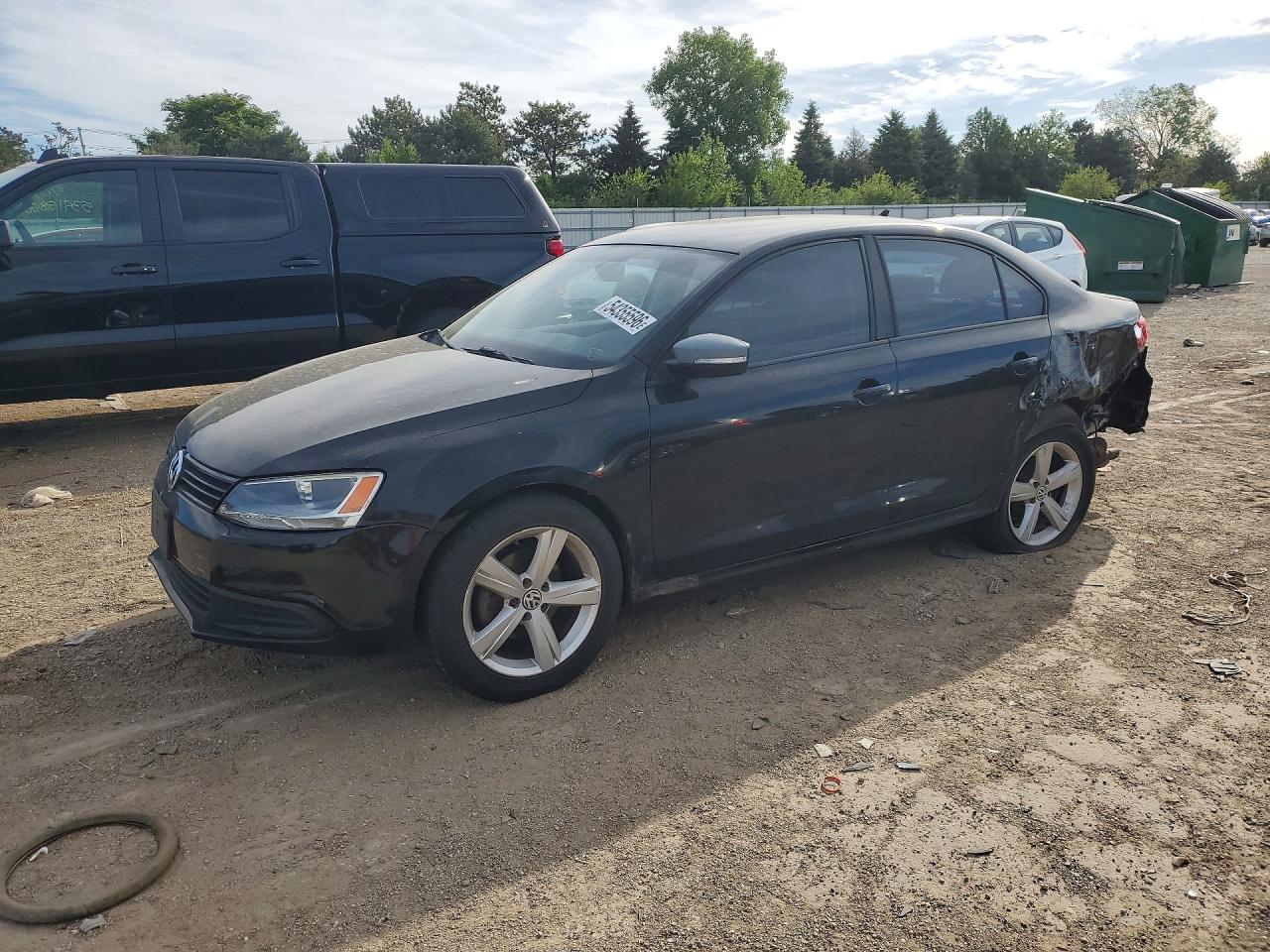 Salvage Volkswagen Jetta Image