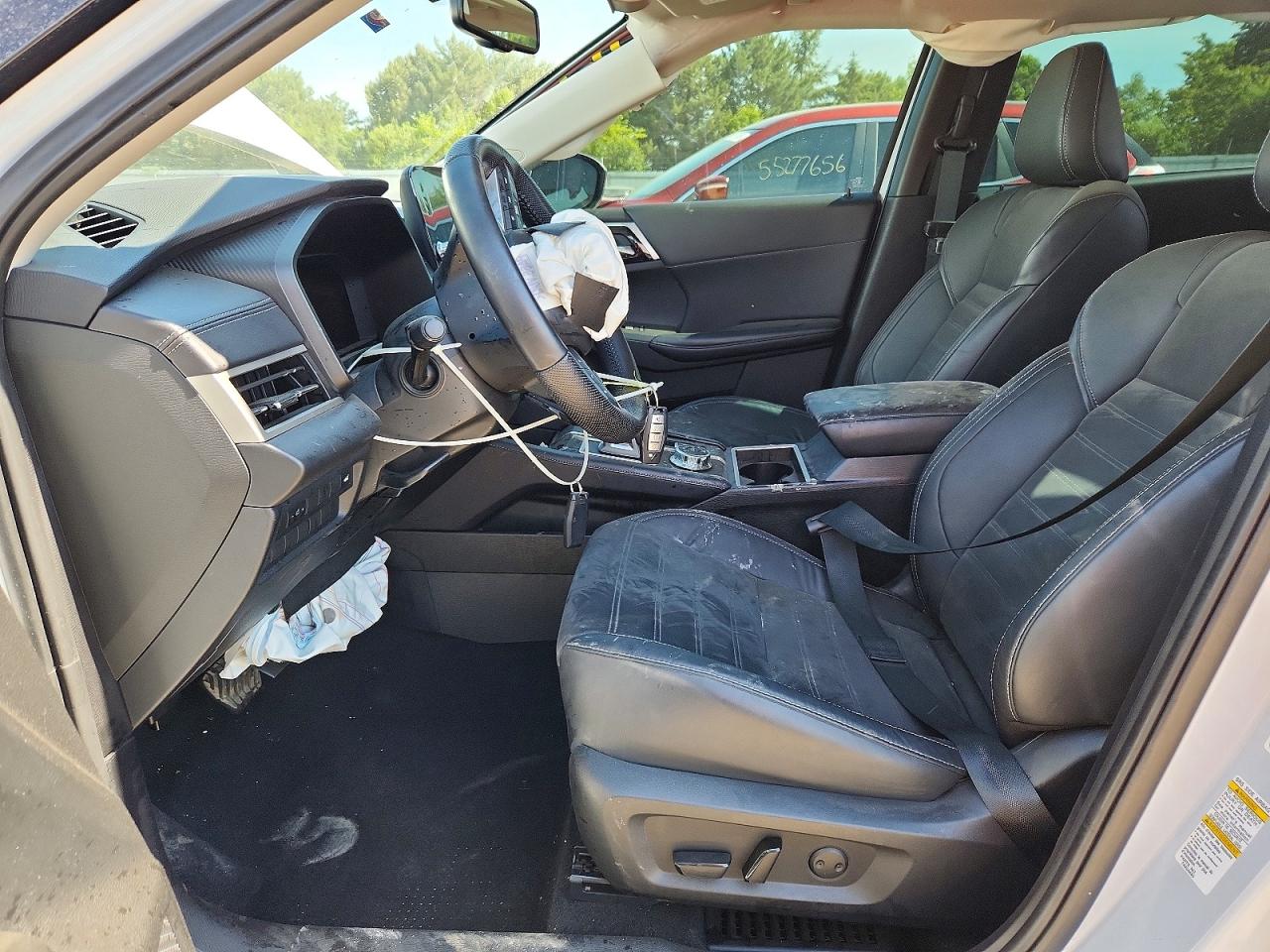Mitsubishi Outlander Se