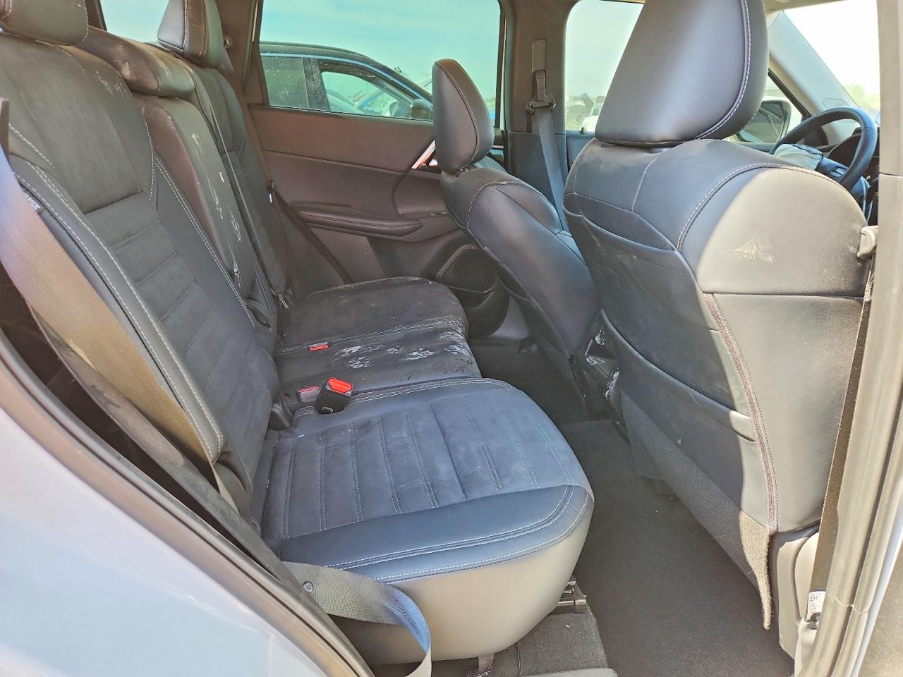 Mitsubishi Outlander Se