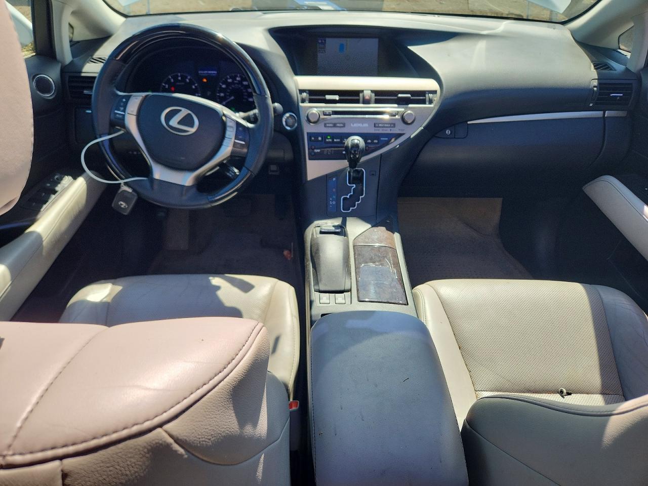 Lexus RX Base