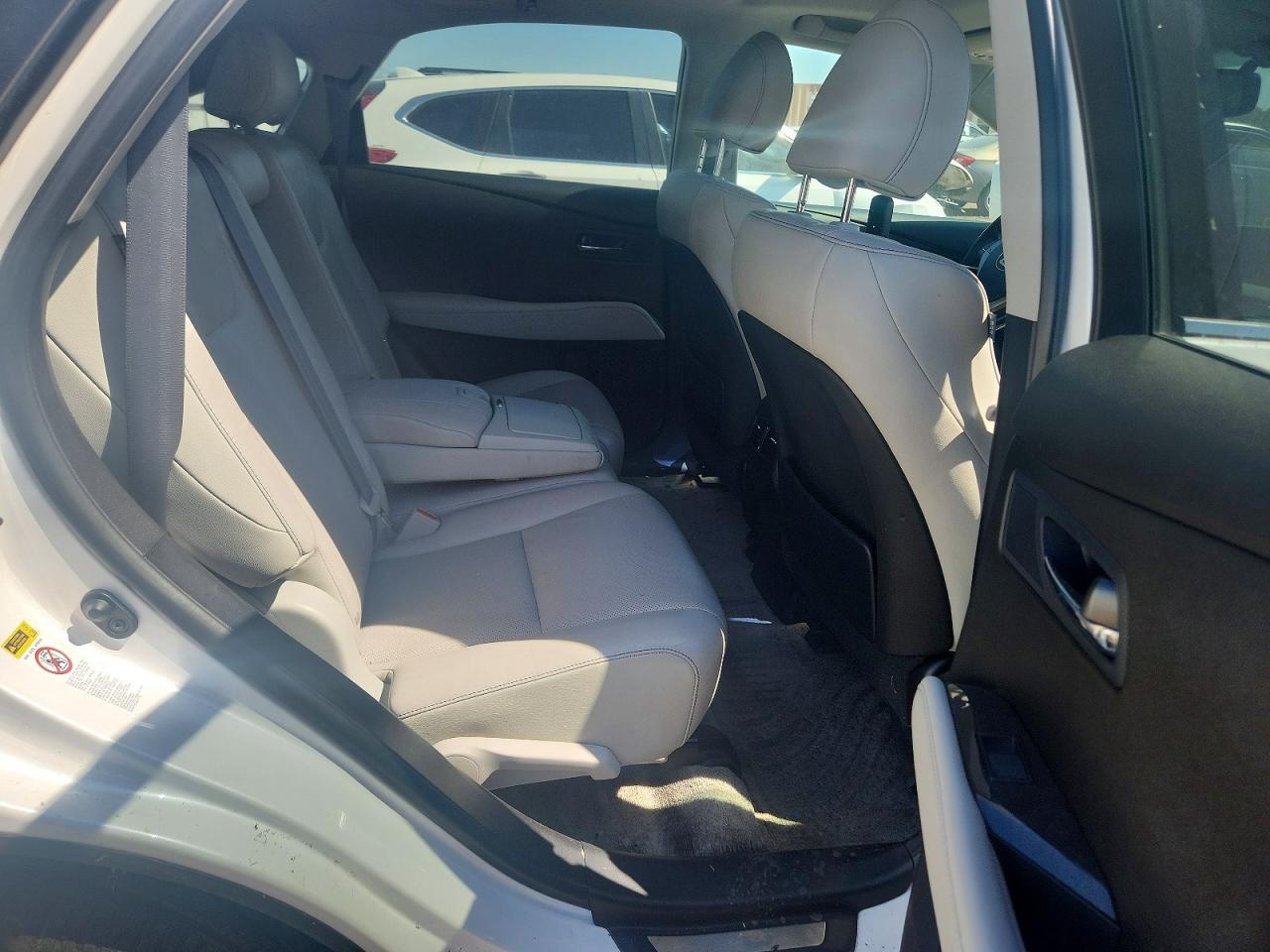 Lexus RX Base