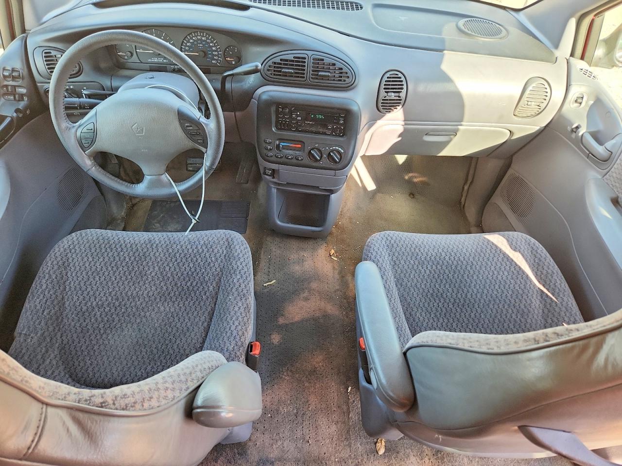 Dodge Caravan Se