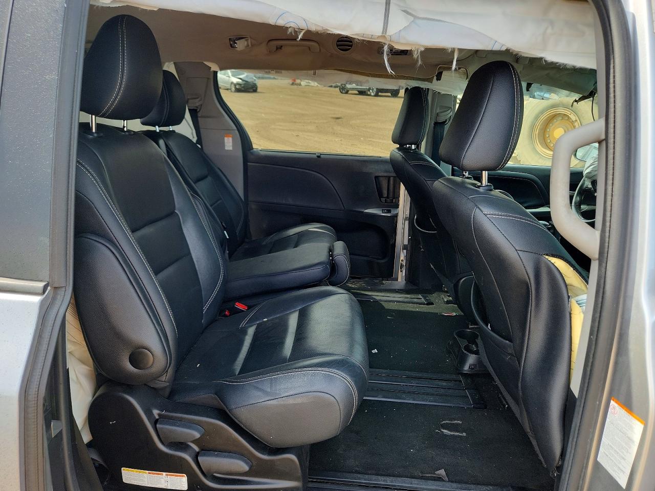 Toyota Sienna Se