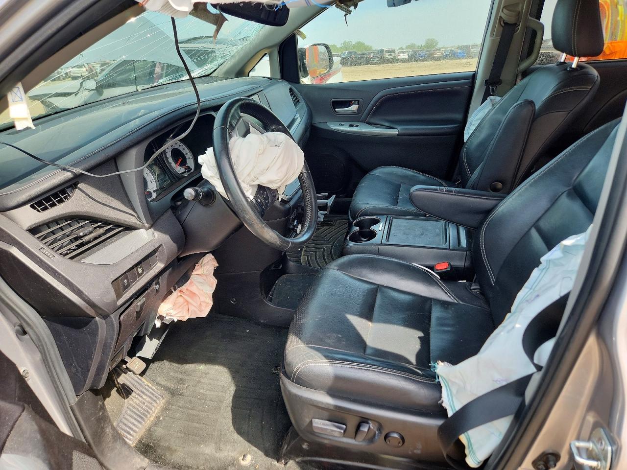 Toyota Sienna Se