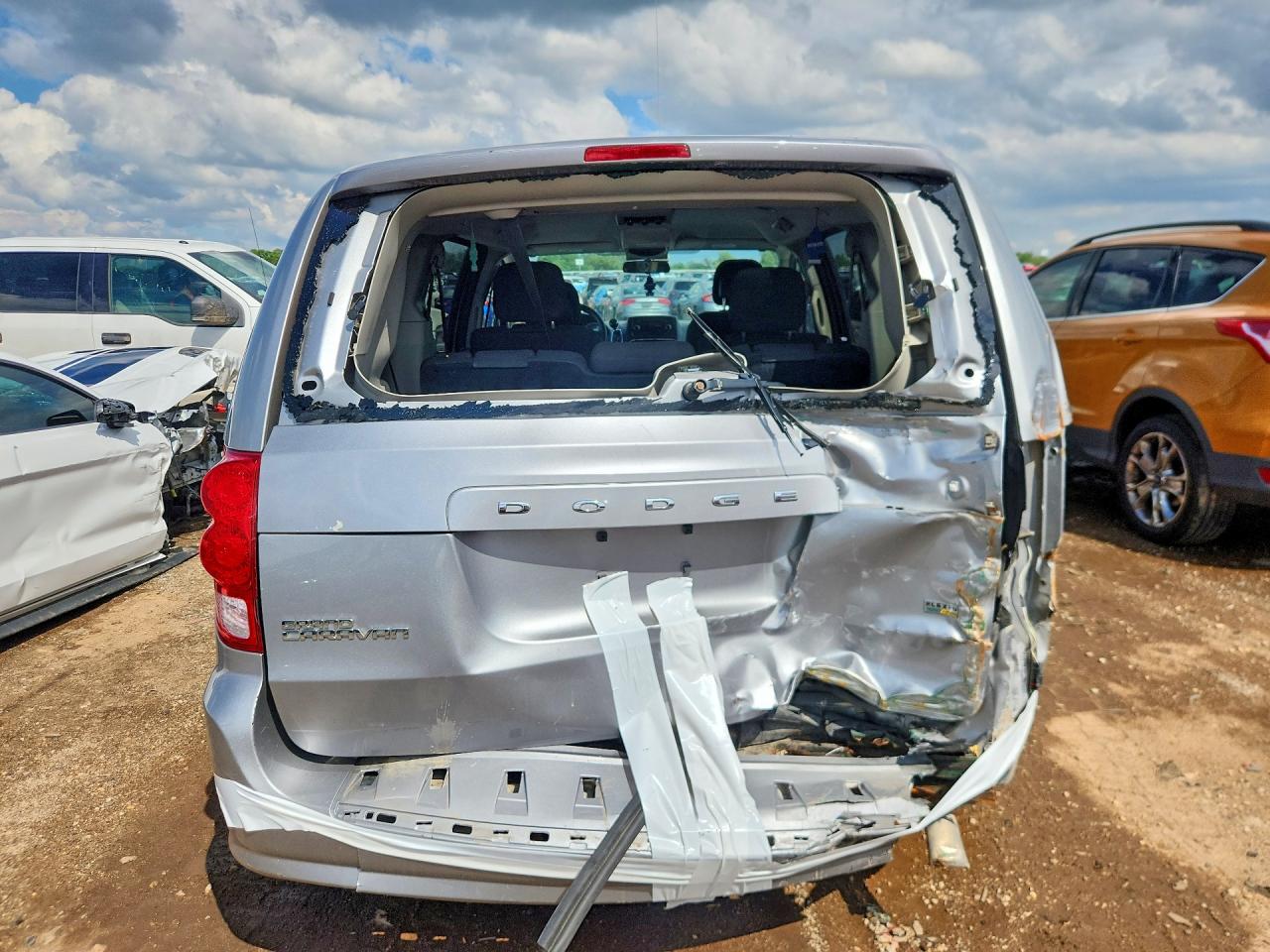 Dodge Caravan Se