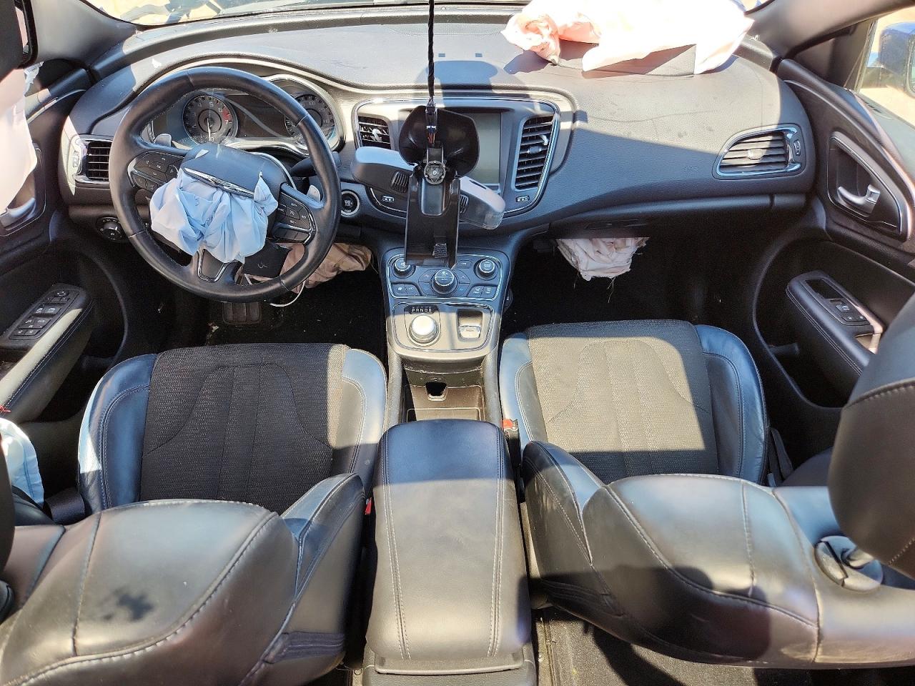 Chrysler 200 S