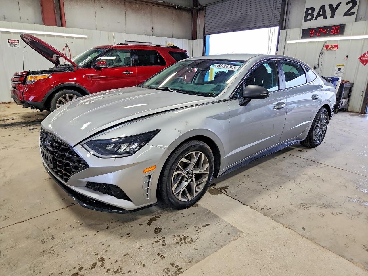 Salvage Hyundai SONATA Image