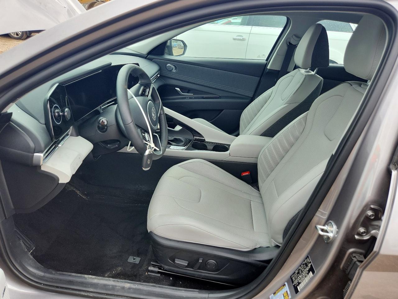 Hyundai ELANTRA Limited