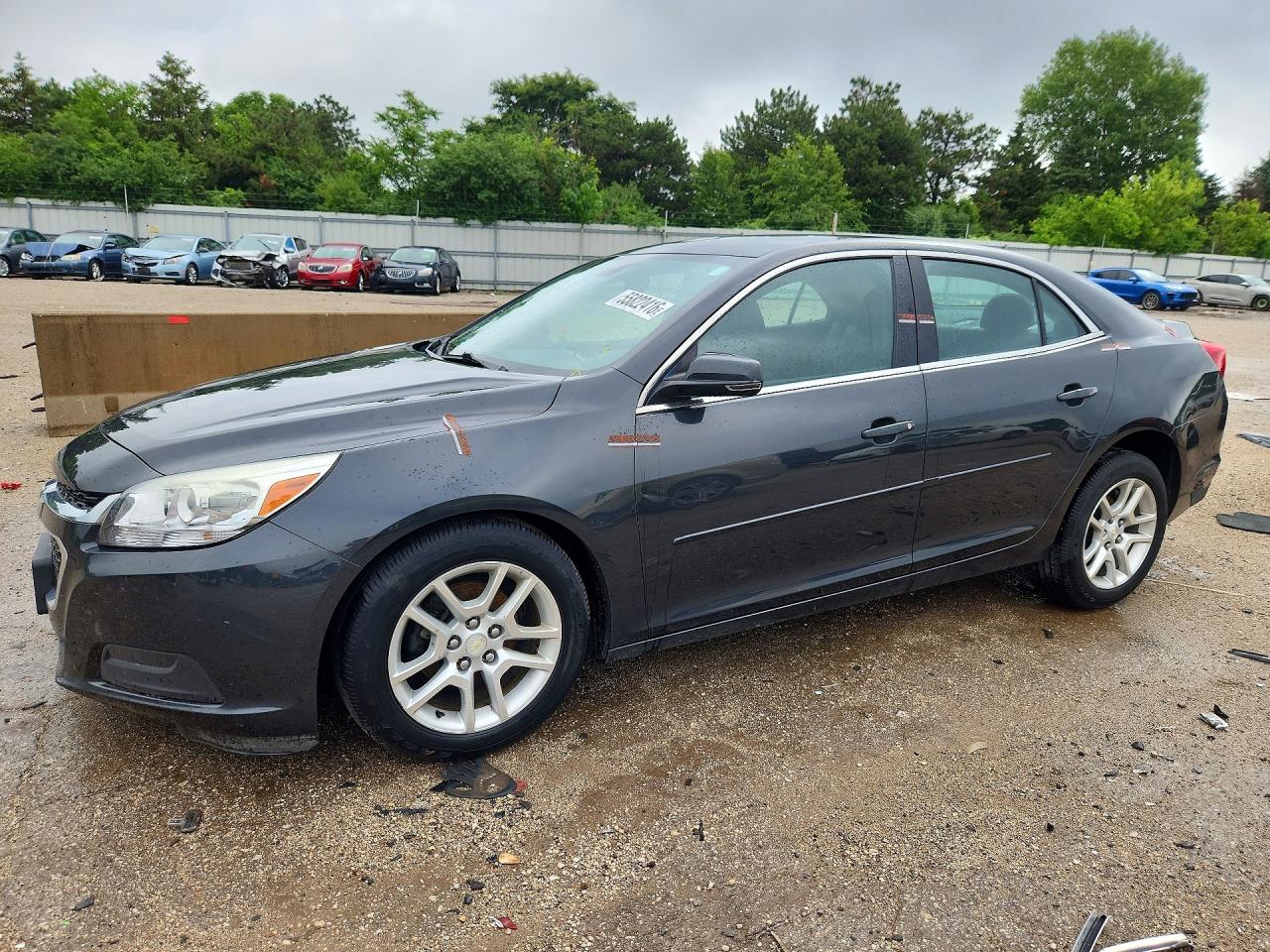 Salvage Chevrolet Malibu Image