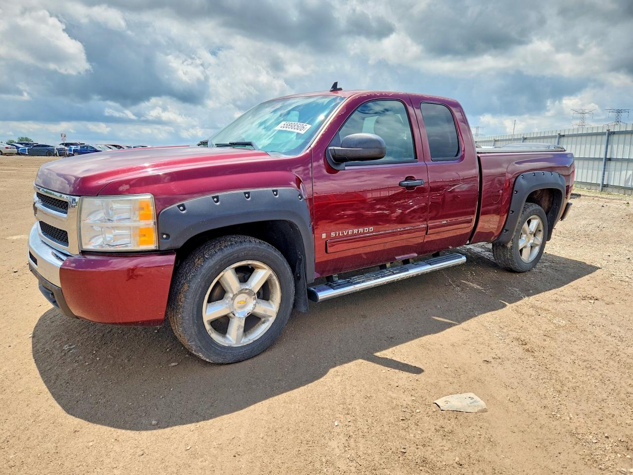 Salvage Chevrolet Silverado Image