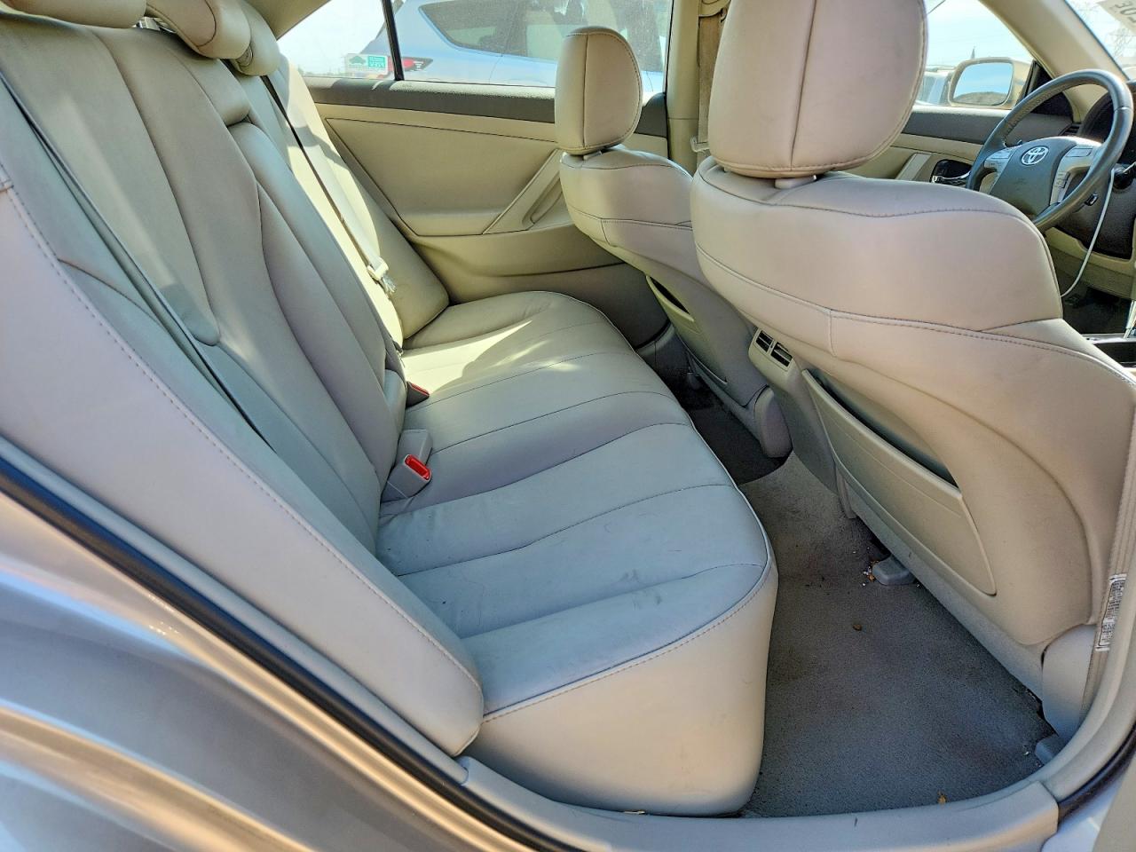 Toyota Camry Hybrid