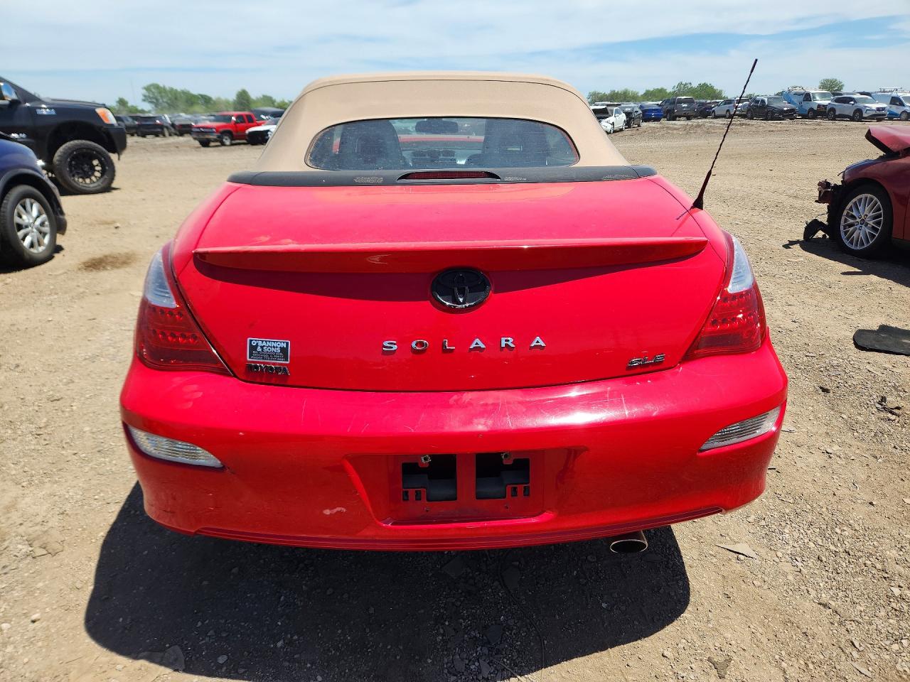 Toyota Camry Sle V6