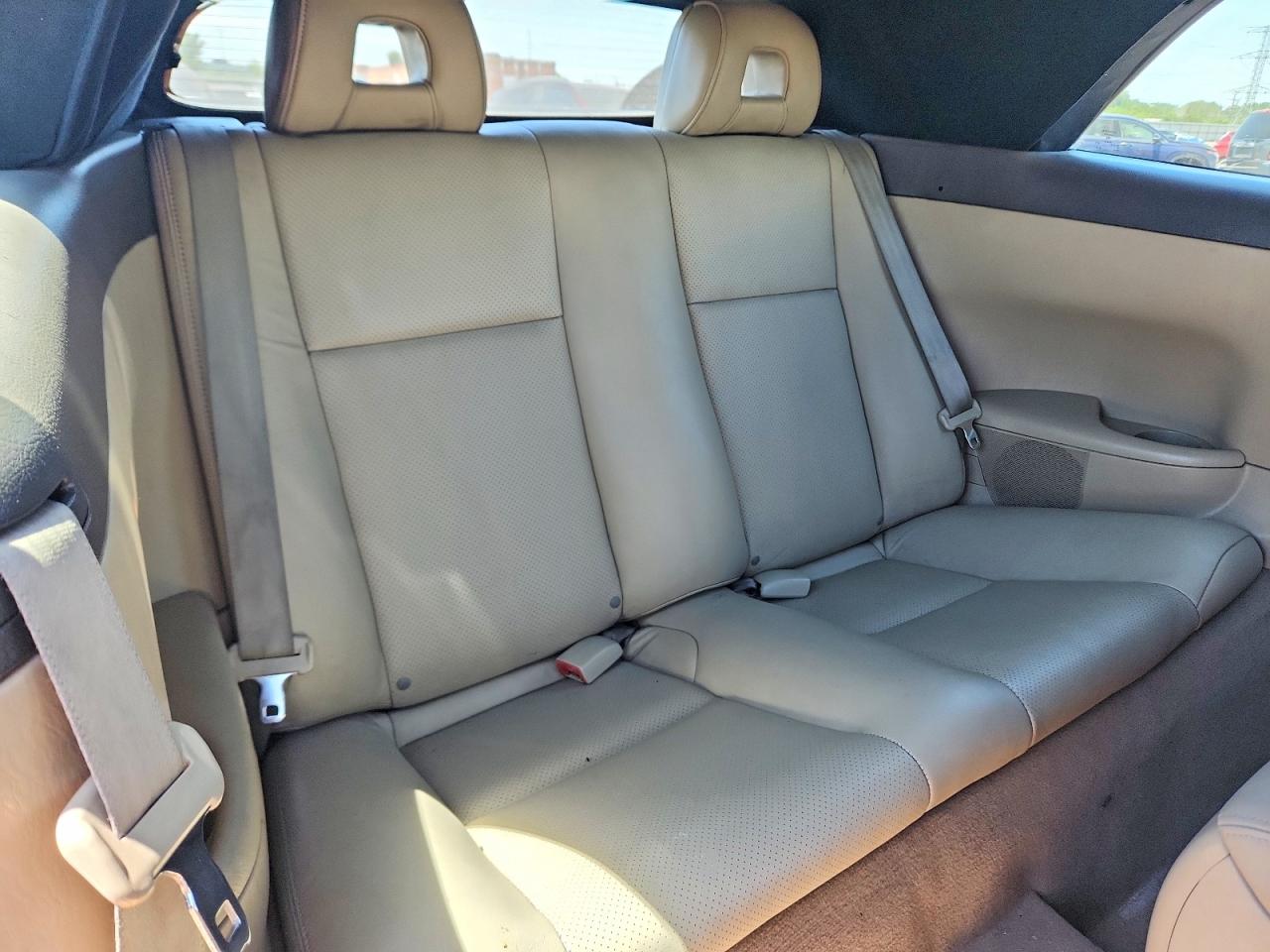 Toyota Camry Sle V6