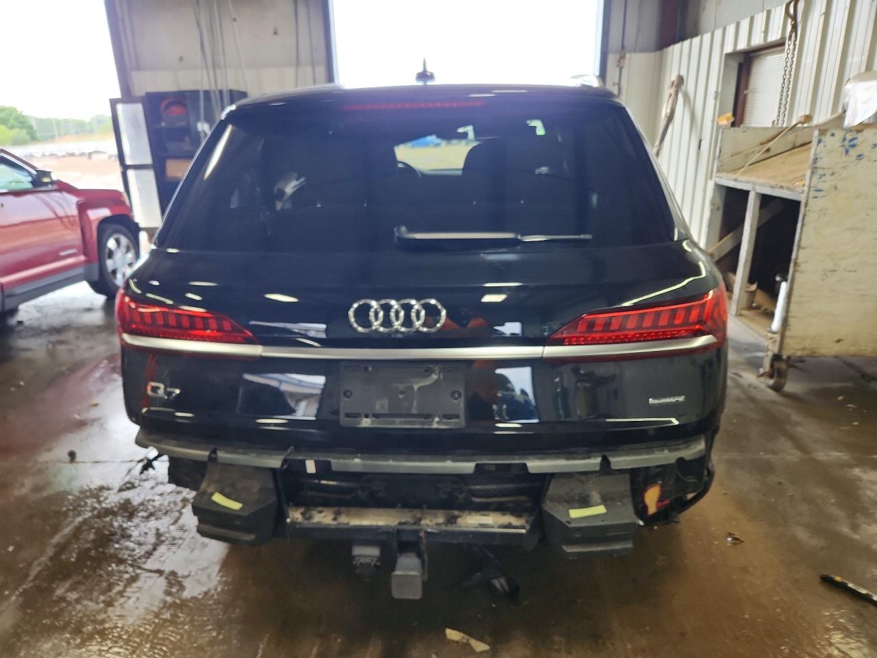 Audi Q7 Premium