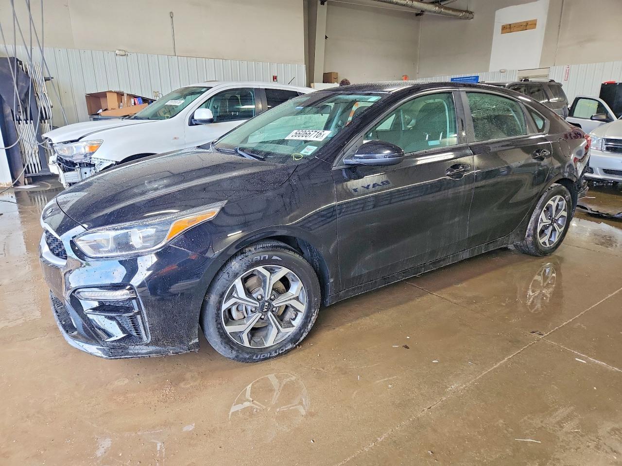 Salvage Kia Forte Image