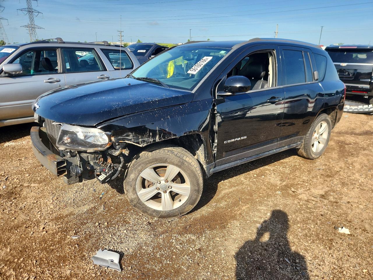 Salvage Jeep Compass Image