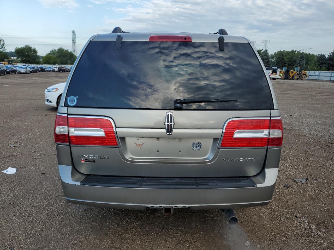 Lincoln Navigator
