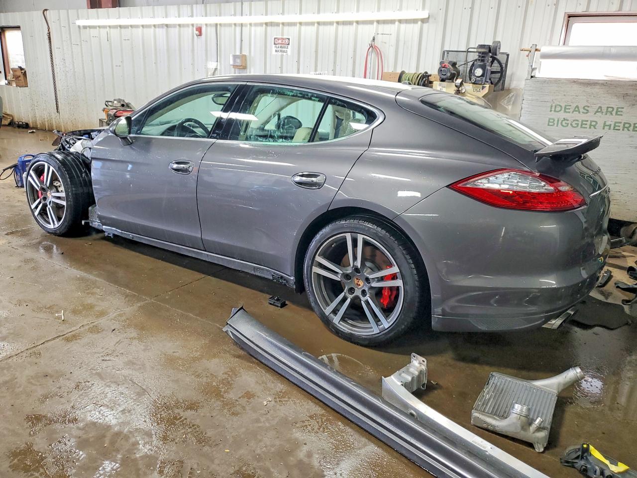 Porsche Panamera Turbo