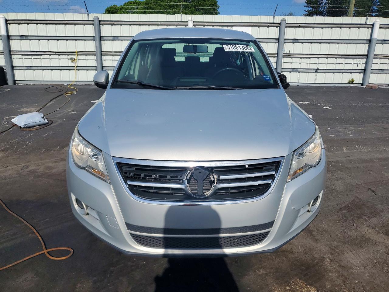 Volkswagen Tiguan S