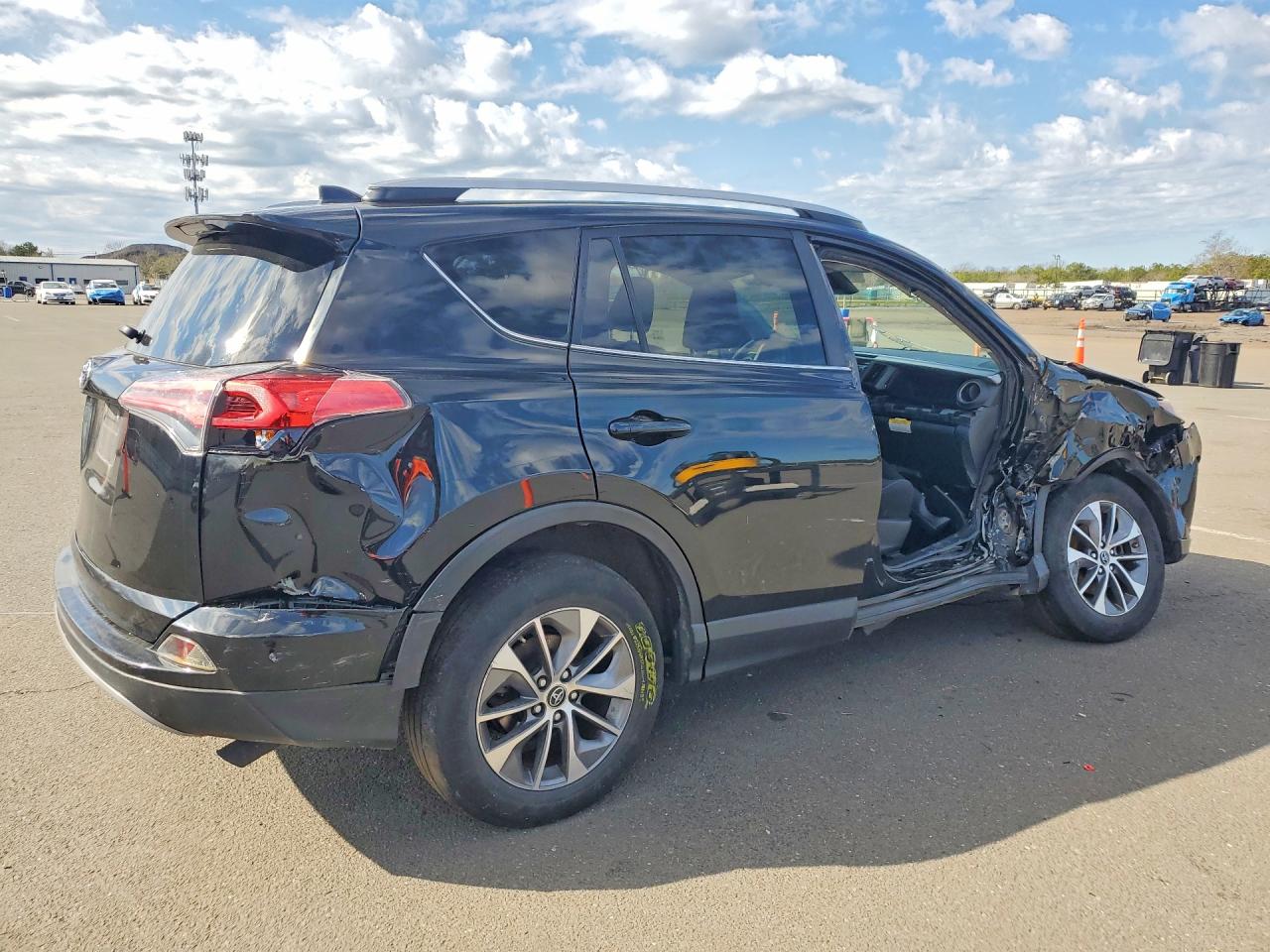 Toyota RAV4 Le Plus
