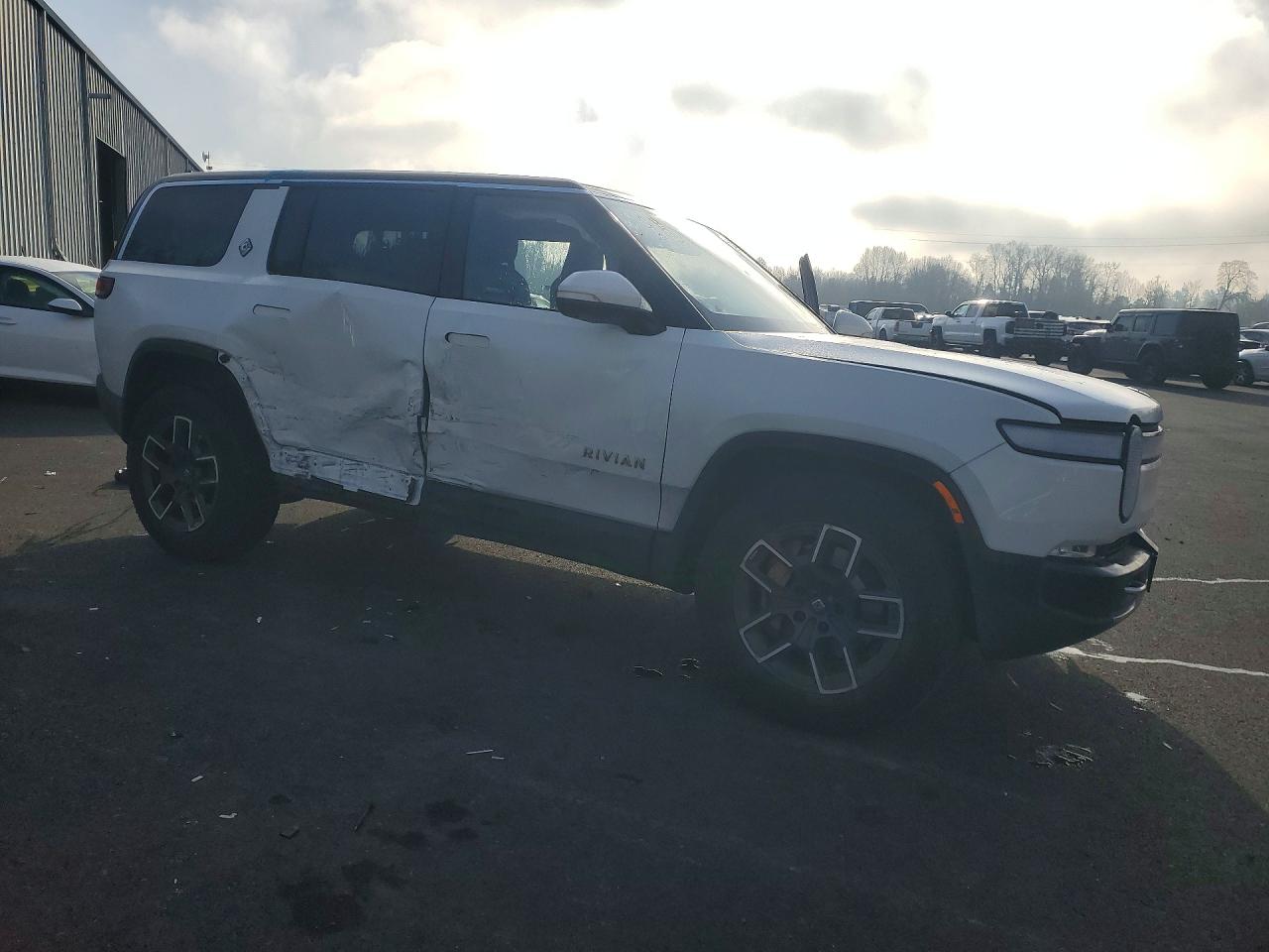 Rivian Ris Adventure
