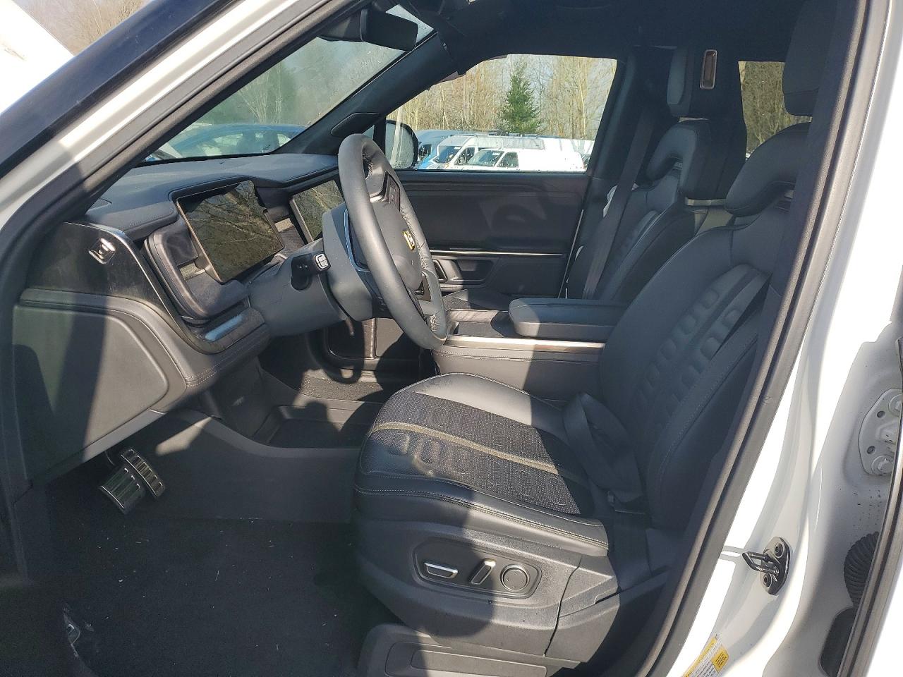 Rivian Ris Adventure