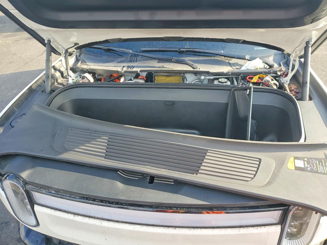Rivian Ris Adventure