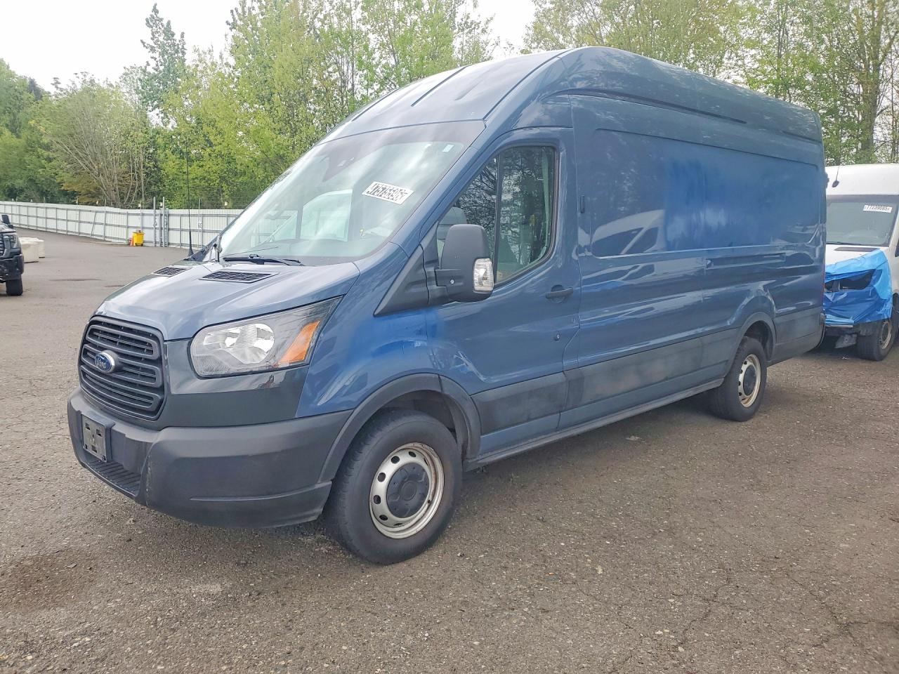 Salvage Ford Transit Image