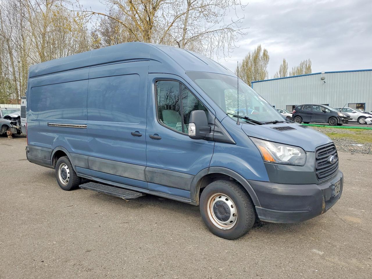 Ford Transit T-250