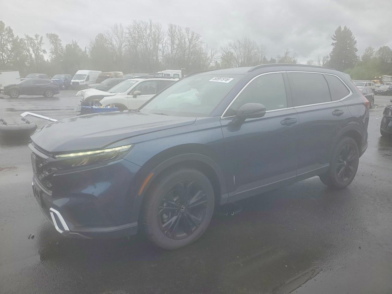 Salvage Honda Crv Image