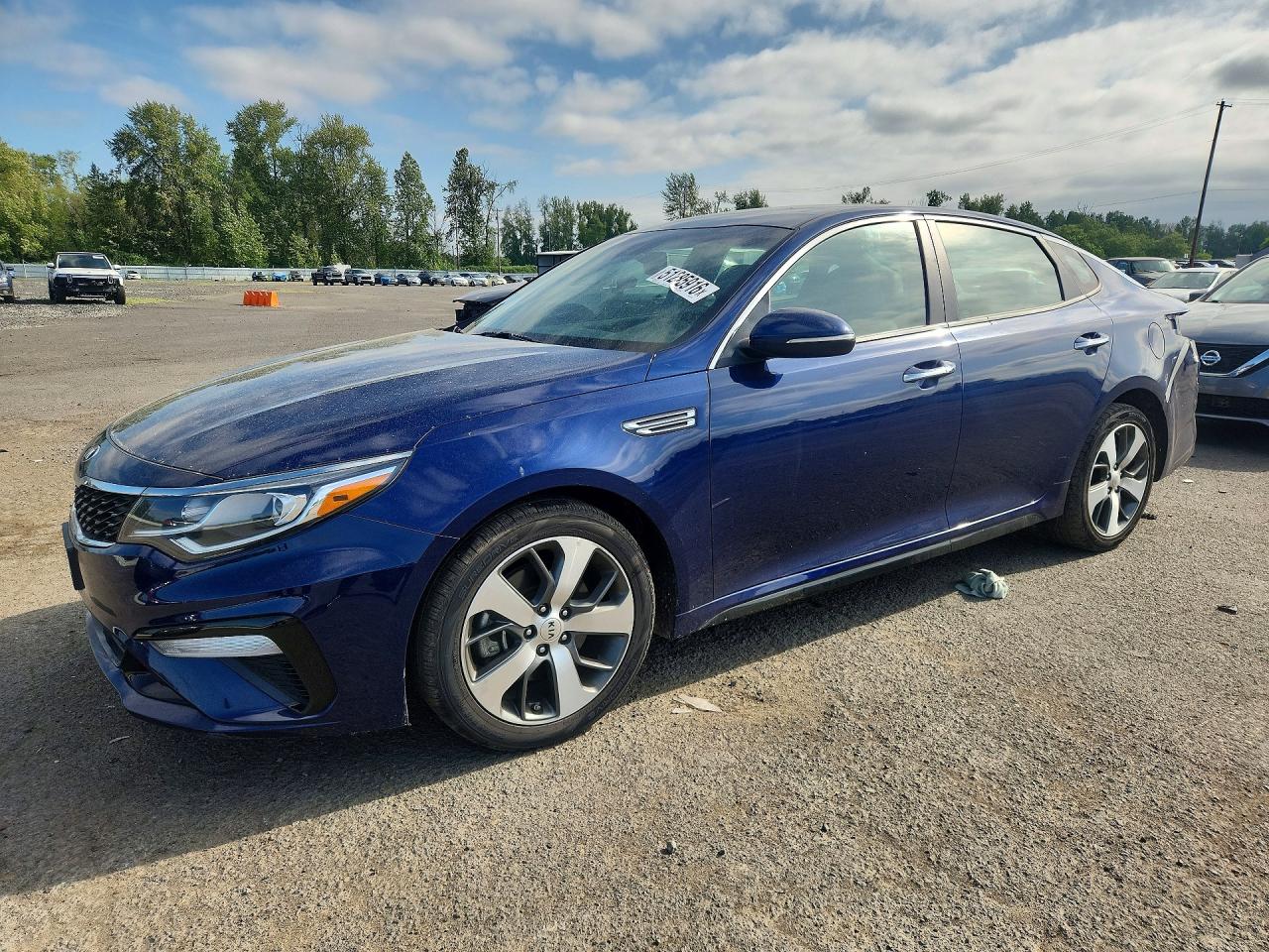Salvage Kia Optima Image