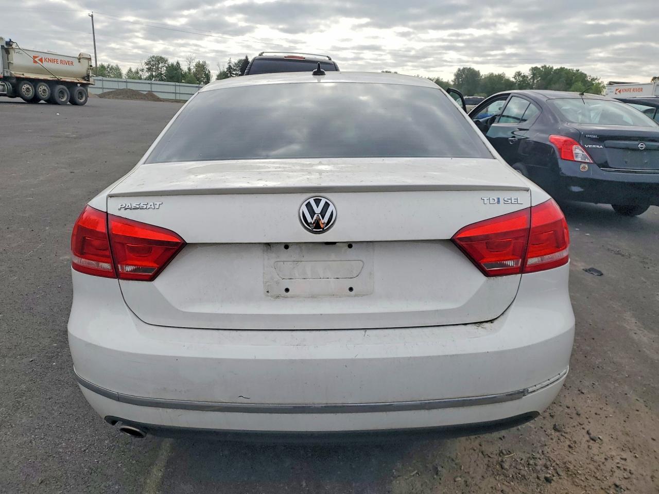 Volkswagen Passat Sel