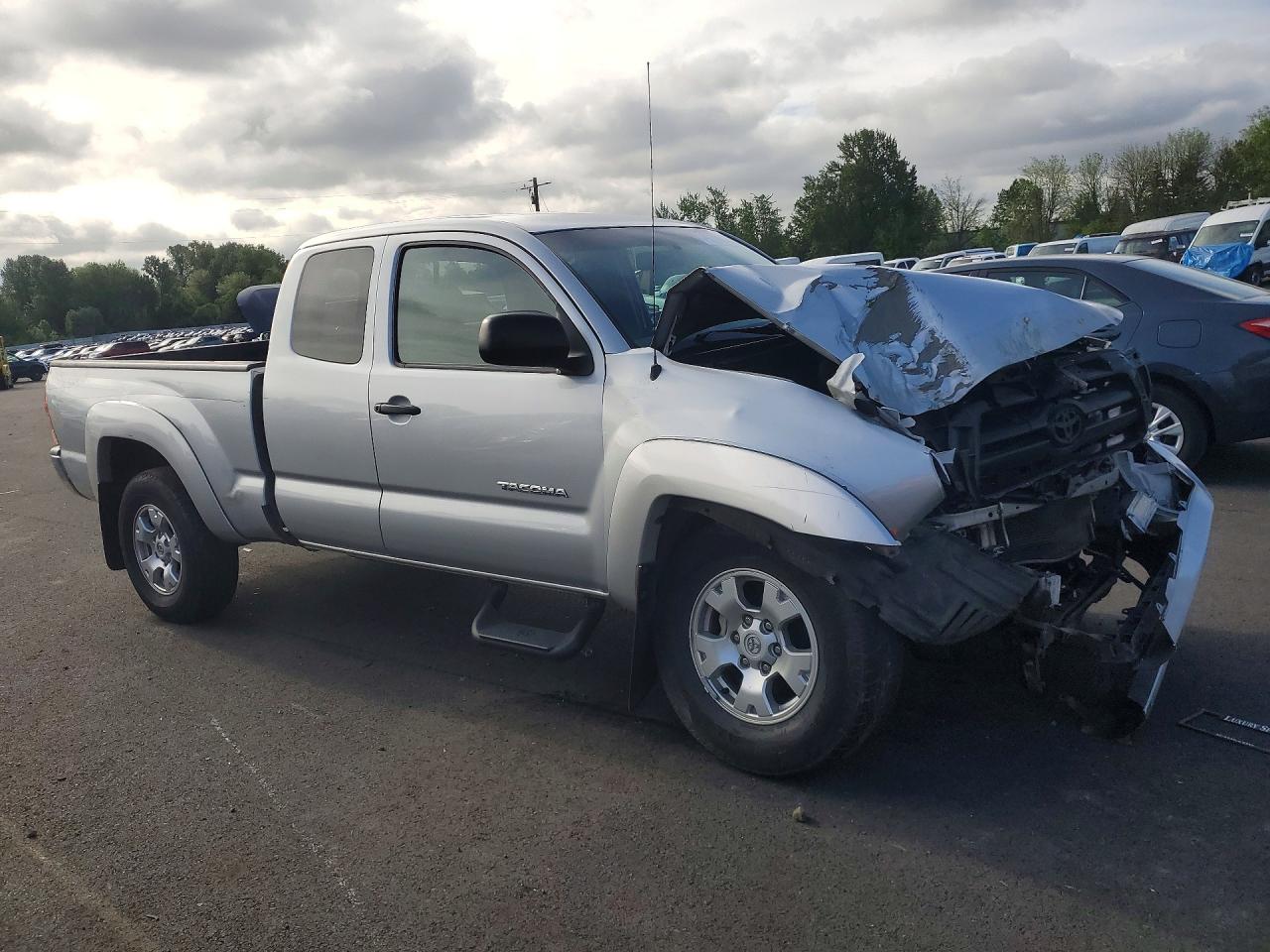 Toyota Tacoma Prerunner Access Cab