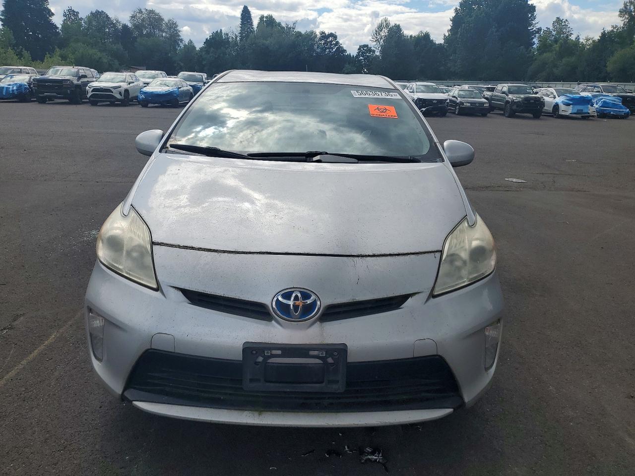 Toyota Prius Three