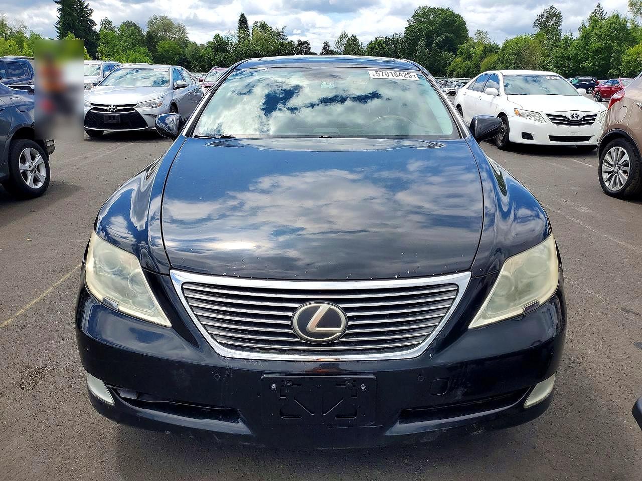 Lexus LS 460